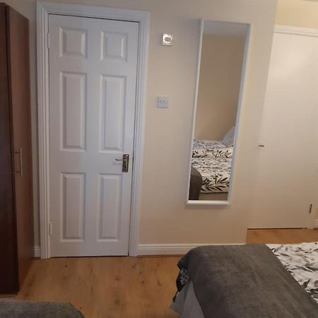 24 Beds In Carrick On Shannon Eksteriør billede