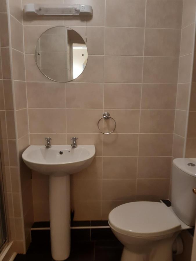 24 Beds In Carrick On Shannon Eksteriør billede