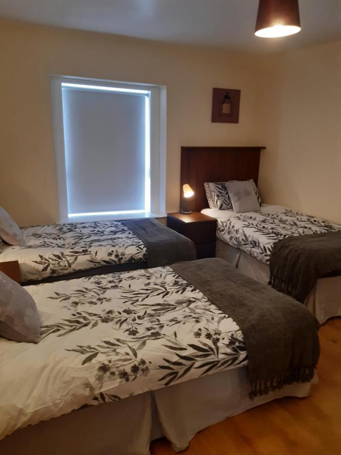 24 Beds In Carrick On Shannon Eksteriør billede