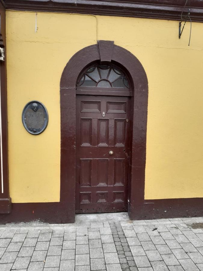 24 Beds In Carrick On Shannon Eksteriør billede