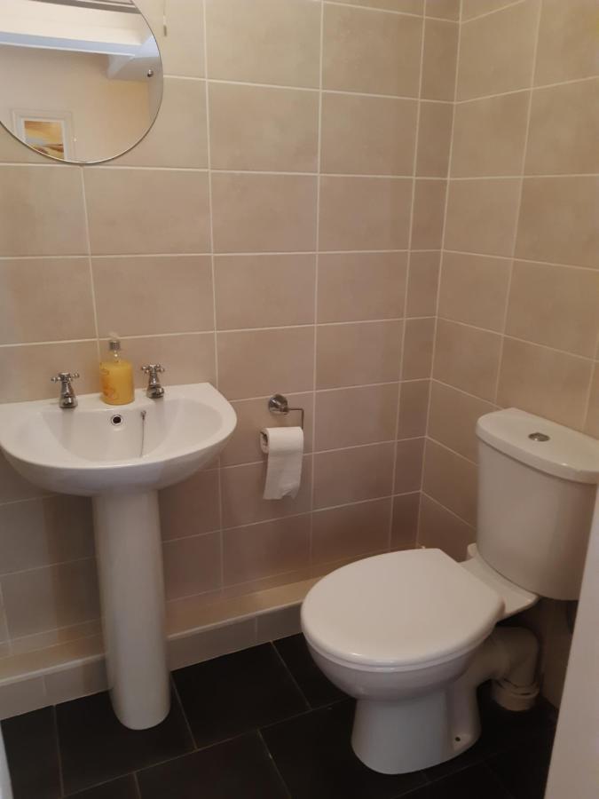 24 Beds In Carrick On Shannon Eksteriør billede